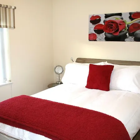 City Centre Town House With River Walks And Free Parking C27hk בית נופש *