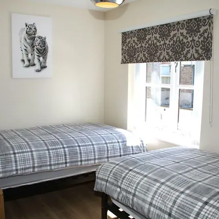 בית נופש City Centre Town House With River Walks And Free Parking C27hk